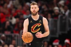 CHICAGO, ILLINOIS - DECEMBER 23: Dean Wade #32 of the Cleveland Cavaliers dribbles up the court against the Chicago Bulls during the first half at the United Center on December 23, 2023 in Chicago, Illinois.
