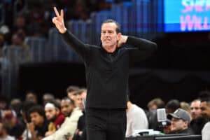 CLEVELAND, OHIO - JANUARY 20: Head coach Kenny Atkinson of the Cleveland Cavaliers signals to his players during the fourth quarter against the Phoenix Suns at Rocket Mortgage Fieldhouse on January 20, 2025 in Cleveland, Ohio. The Cavaliers defeated the Suns 118-92.