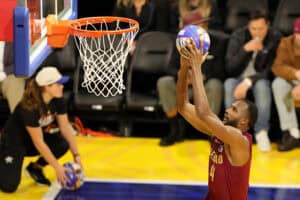 SAN FRANCISCO, CALIFORNIA - FEBRUARY 15: Evan Mobley #4 of the Cleveland Cavaliers dunks the ball during the 2025 KIA Skills Challenge as part of the State Farm All-Star Saturday Night at Chase Center on February 15, 2025 in San Francisco, California.