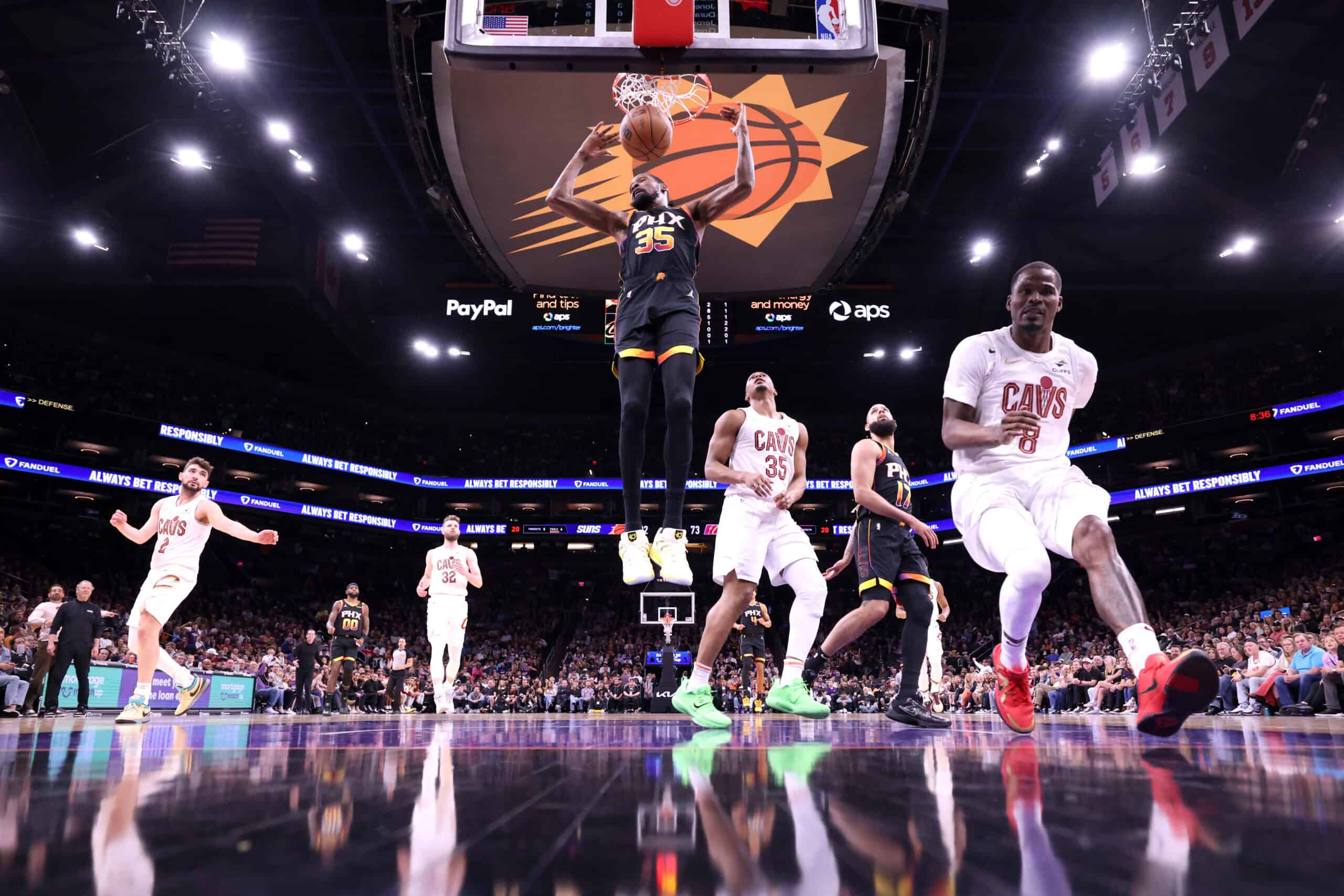 Fans React To Cavs’ Loss To Suns