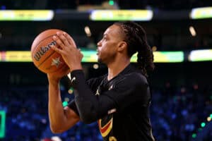 SAN FRANCISCO, CALIFORNIA - FEBRUARY 15: Darius Garland #10 of the Cleveland Cavaliers shoots a three point basket during the 2025 Starry 3-Point Contest as part of the State Farm All-Star Saturday Night at Chase Center on February 15, 2025 in San Francisco, California.