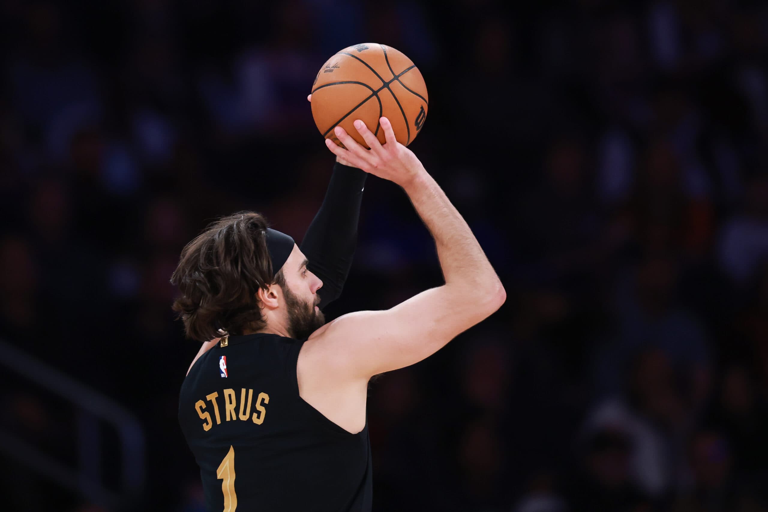 Donovan Mitchell Reveals What Max Strus Brings To Cavs