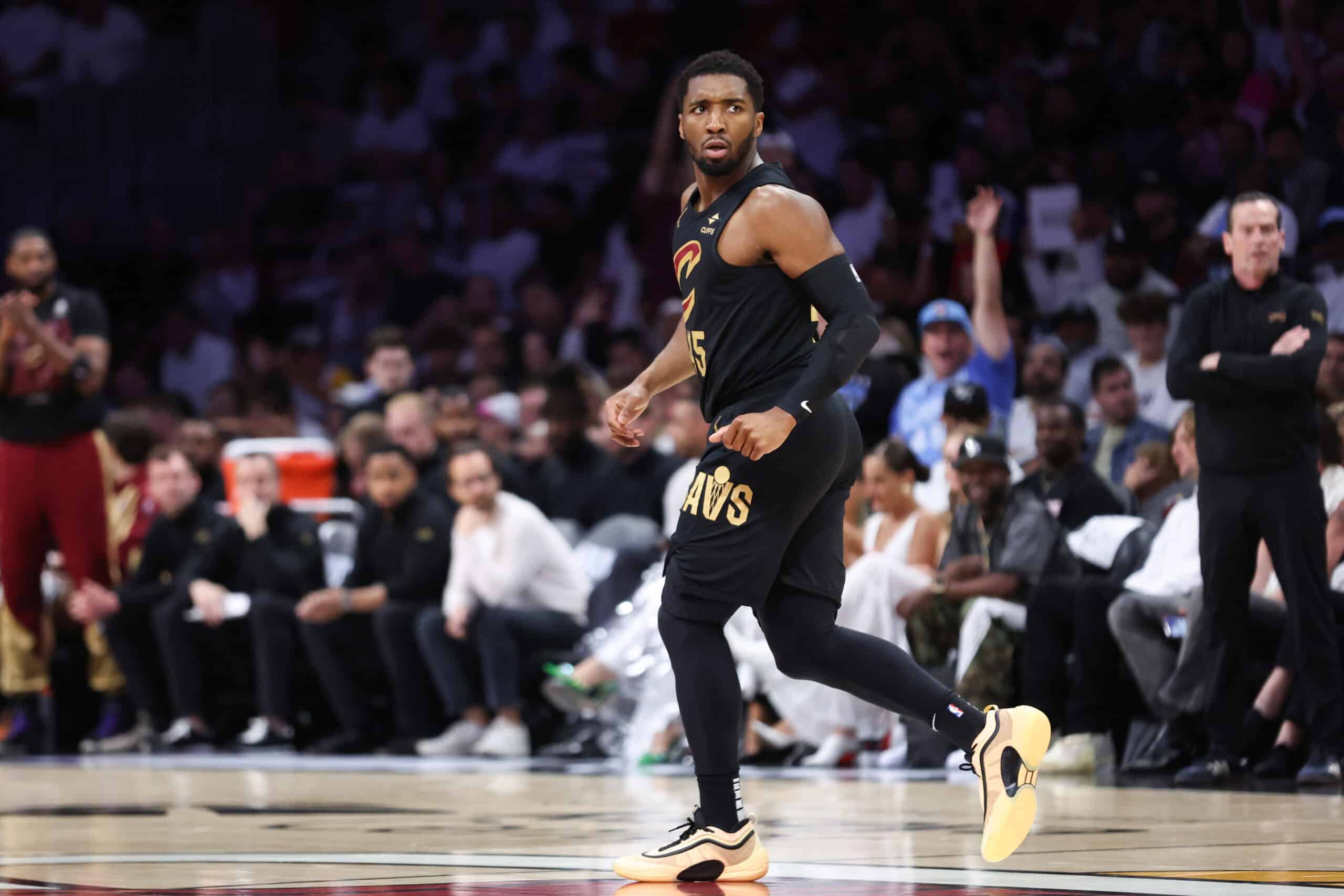 Donovan Mitchell Sends Strong Message After Sweeping Heat