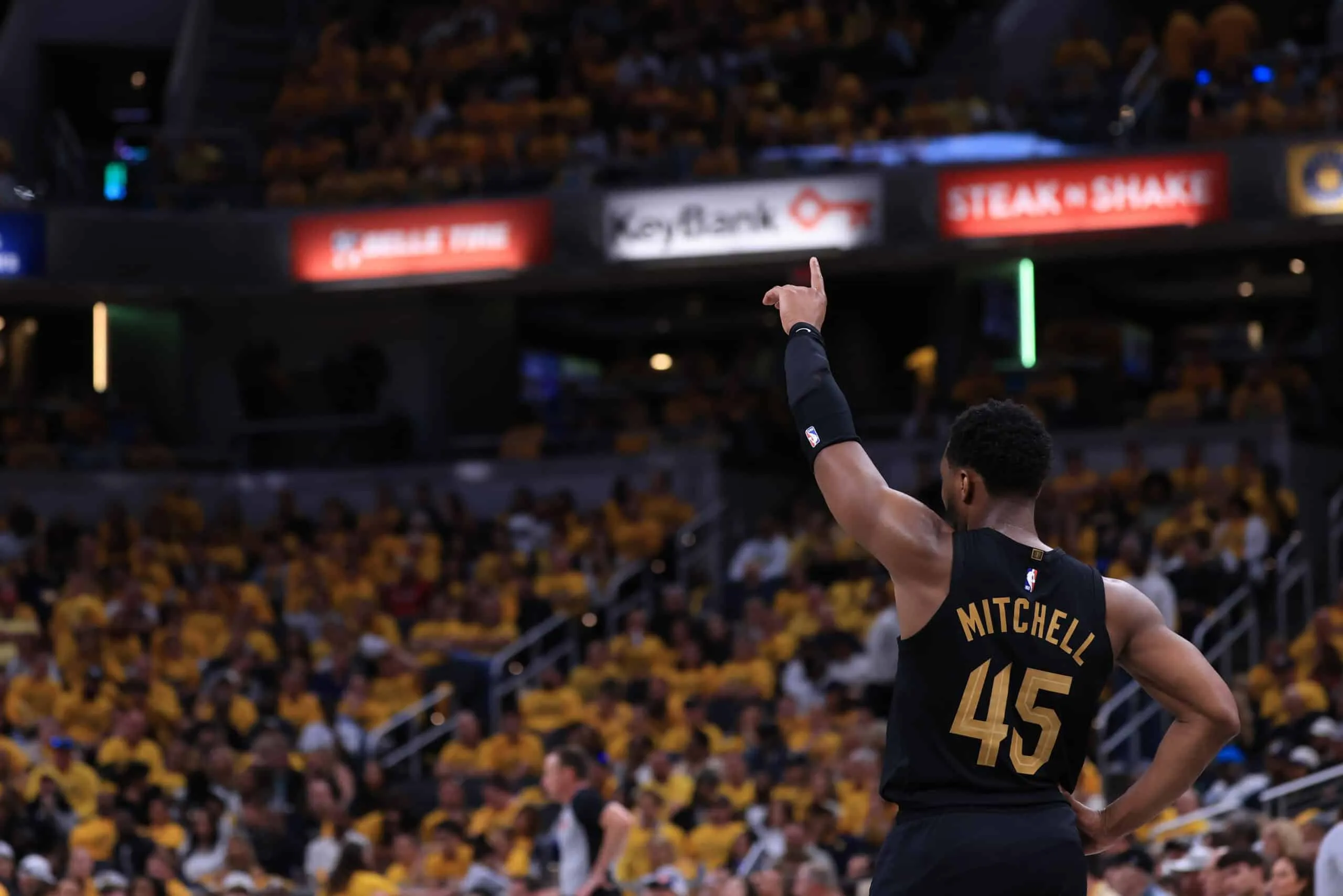 Latest Odds Reveal Cavs’ Chance Of Winning Eastern Conference